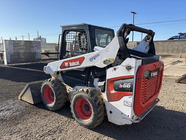 Image of Bobcat S66 equipment image 3