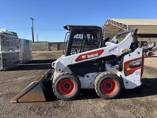 Image of Bobcat S66 equipment image 4