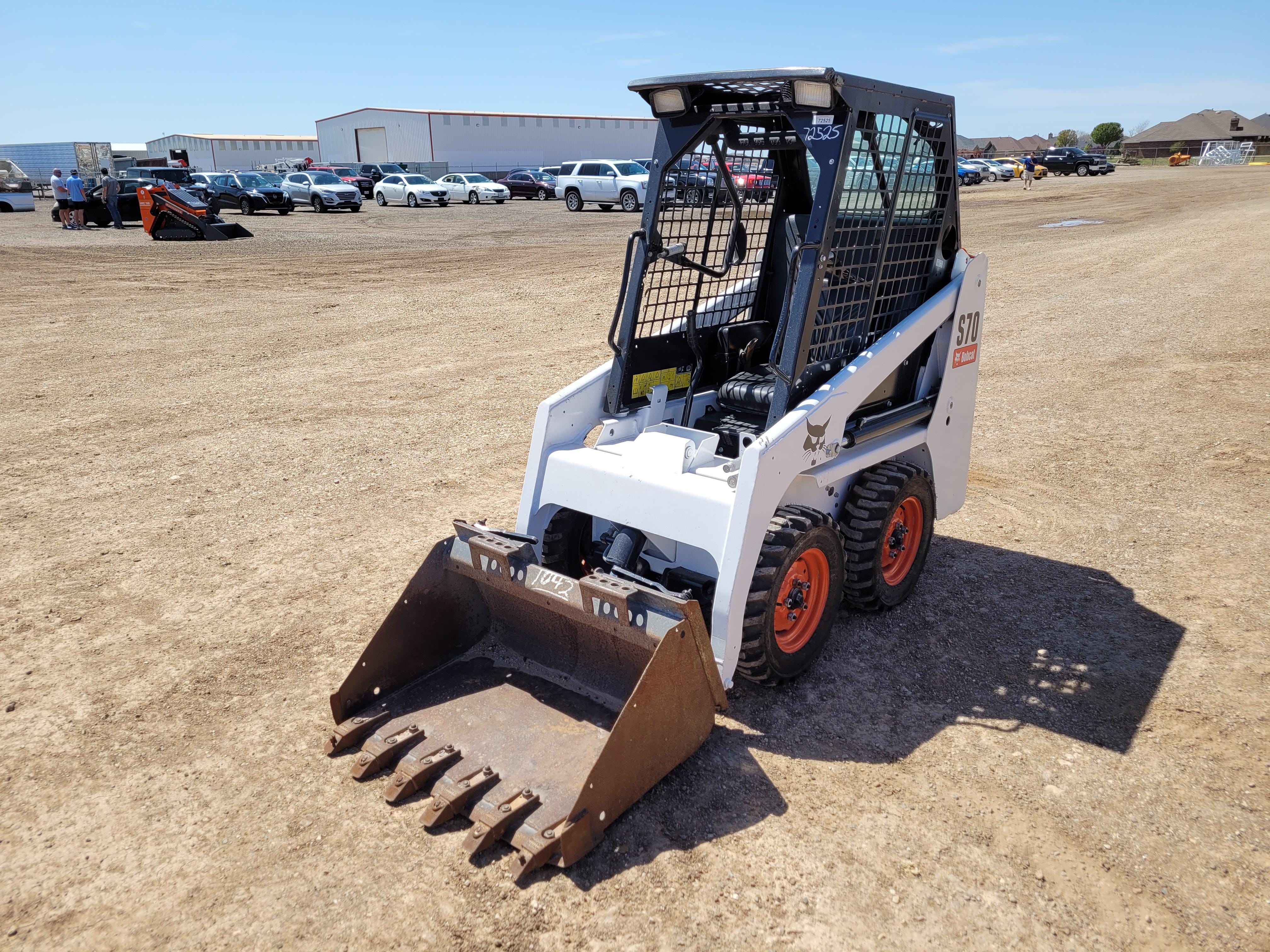 Main image Bobcat S70
