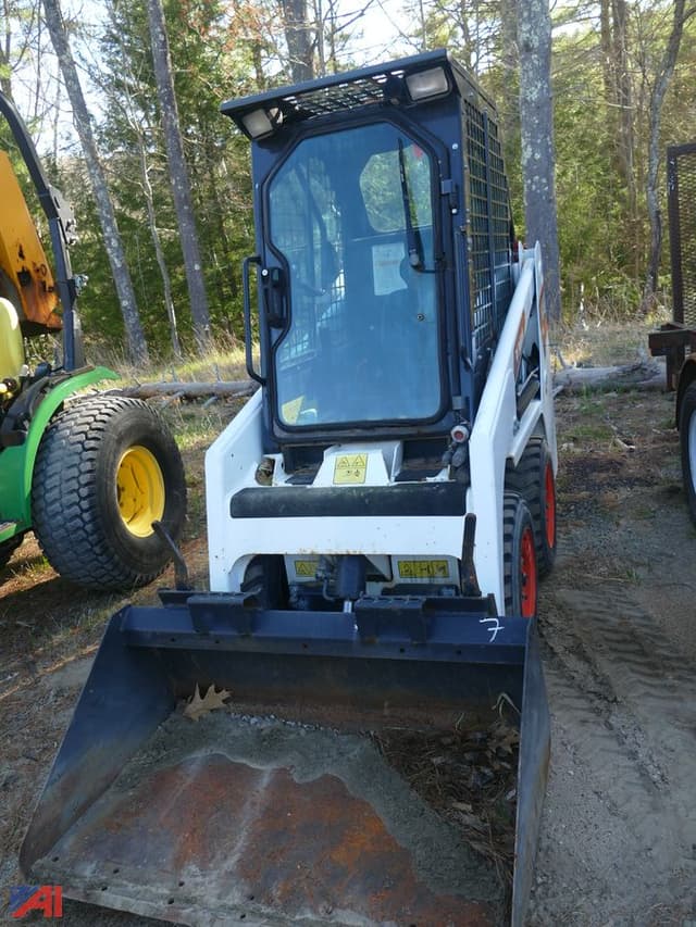 Image of Bobcat S70 equipment image 1