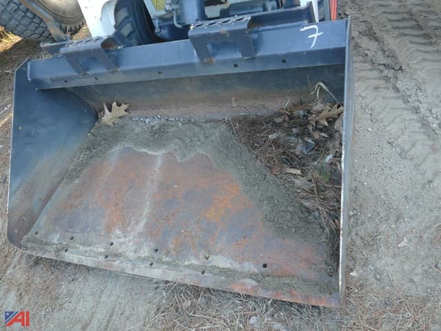 Image of Bobcat S70 equipment image 2