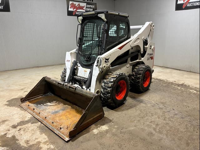 Image of Bobcat S740 equipment image 1