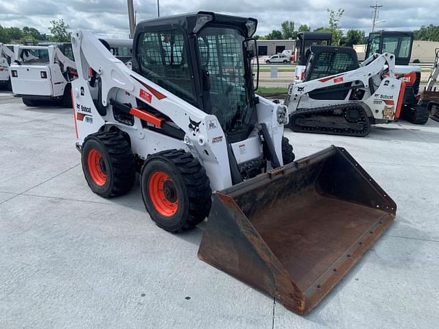 Image of Bobcat S740 equipment image 1