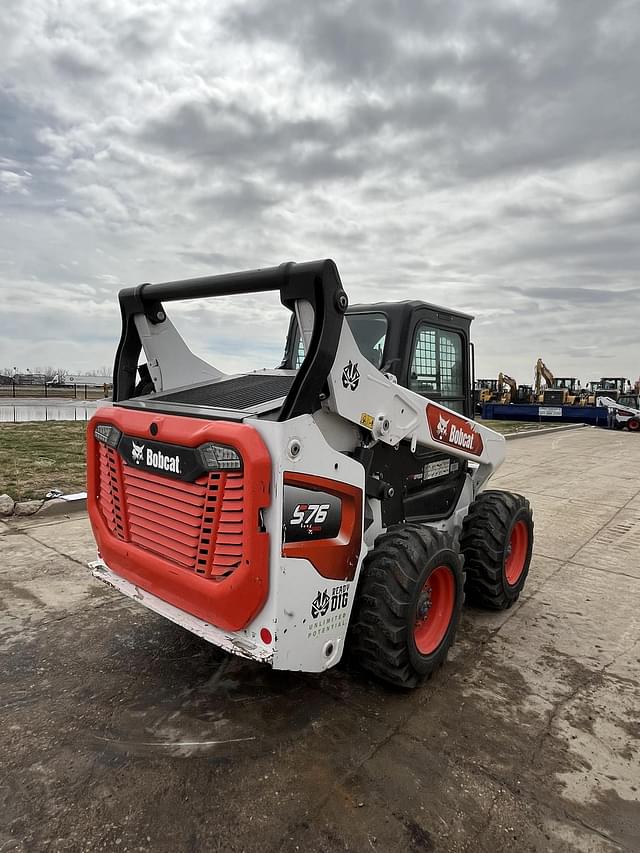 Image of Bobcat S76 equipment image 3