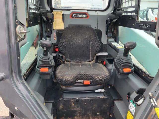 Image of Bobcat S76 equipment image 4