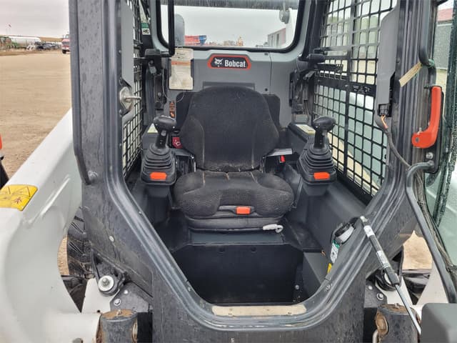Image of Bobcat S76 equipment image 4