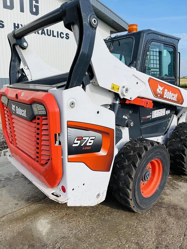 Image of Bobcat S76 equipment image 1