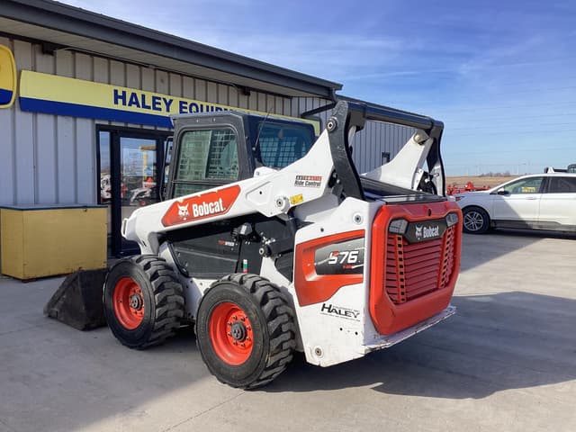 Image of Bobcat S76 equipment image 3