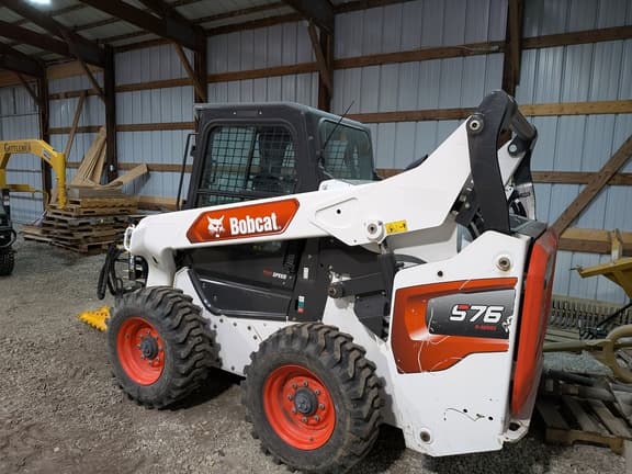 Image of Bobcat S76 equipment image 2