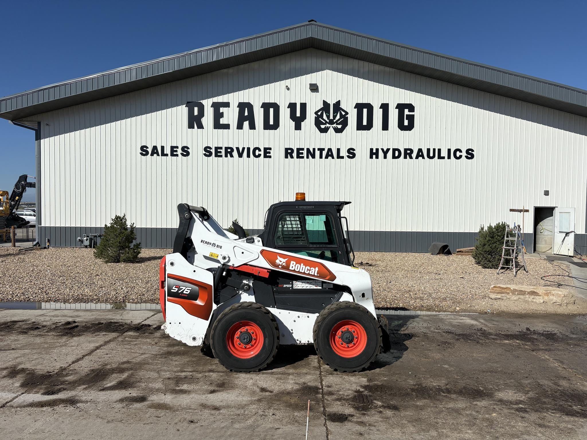 2021 Bobcat S76 Equipment Image0