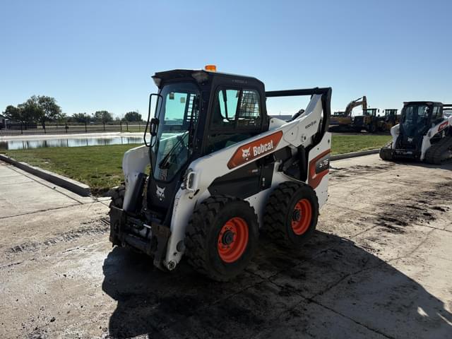Image of Bobcat S76 equipment image 3
