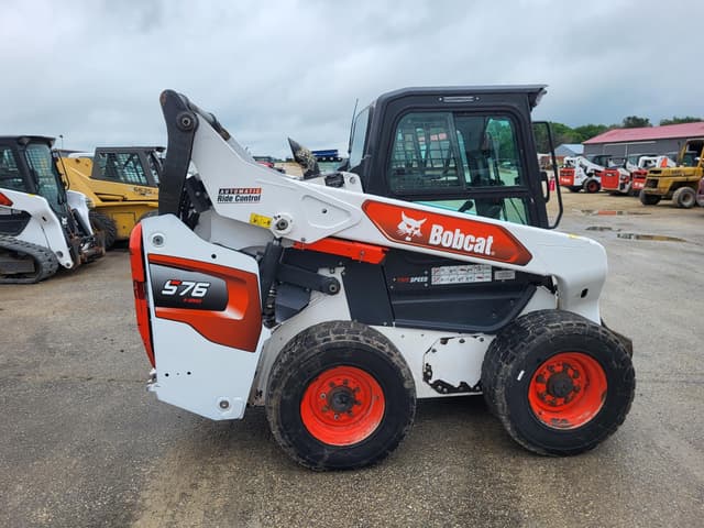 Image of Bobcat S76 equipment image 1