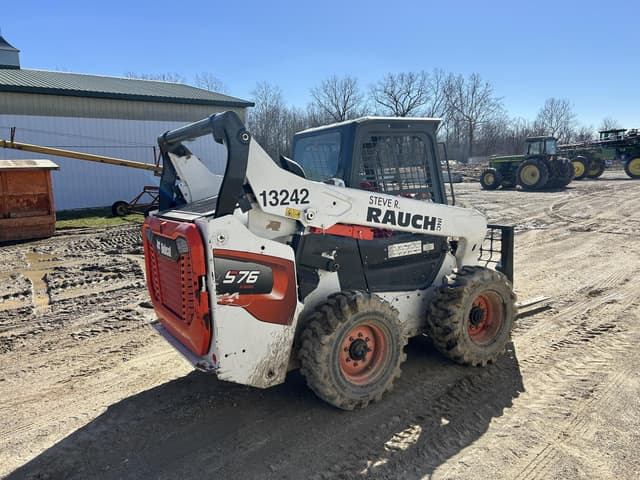 Image of Bobcat S76 equipment image 1