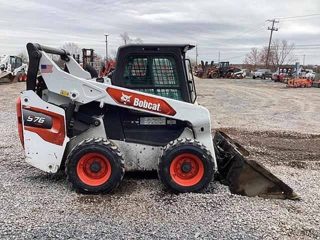 Image of Bobcat S76 equipment image 4