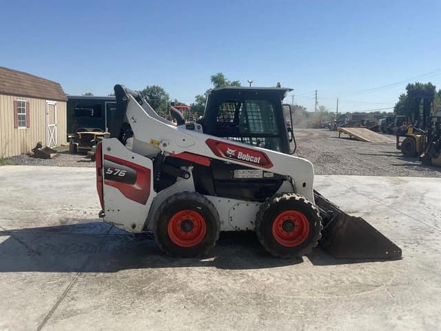 Image of Bobcat S76 equipment image 4