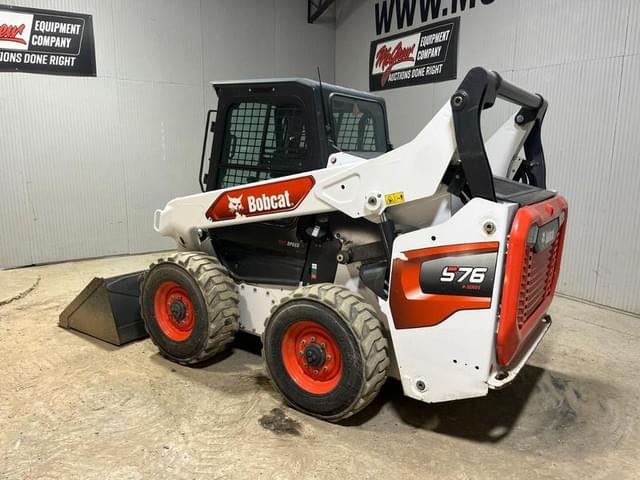 Image of Bobcat S76 equipment image 2