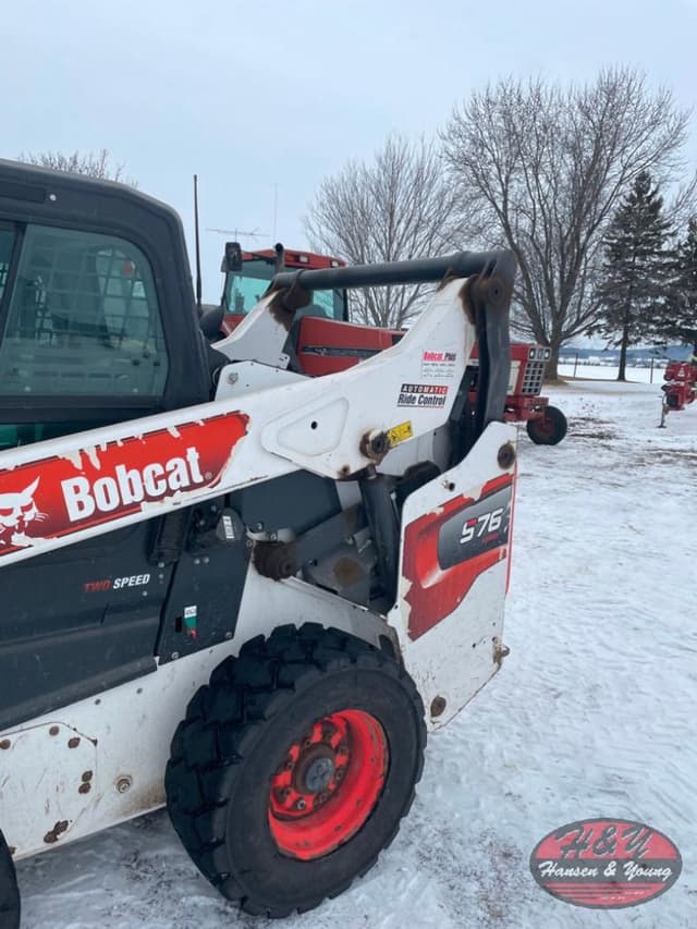 Image of Bobcat S76 equipment image 3
