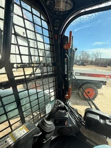 Image of Bobcat S770 equipment image 4