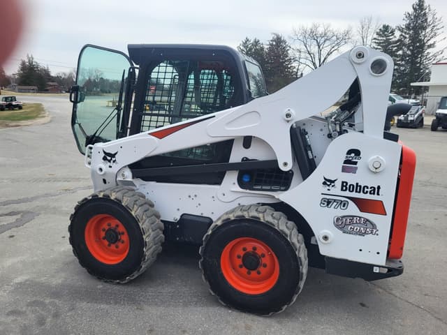 Image of Bobcat S770 equipment image 1