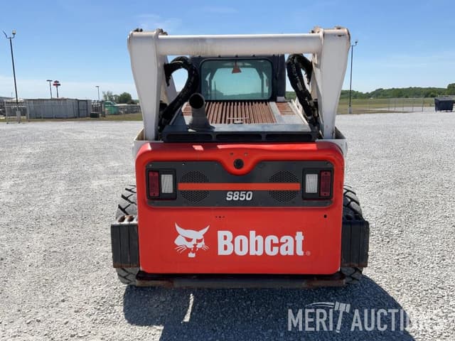 Image of Bobcat S850 equipment image 3