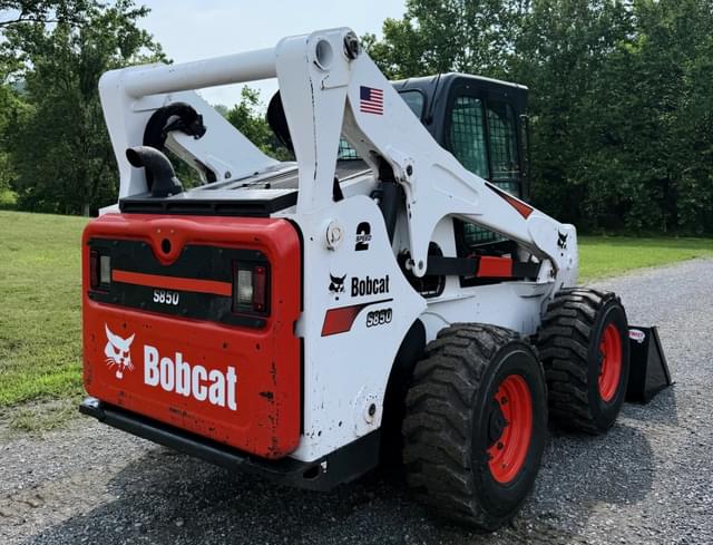 Image of Bobcat S850 equipment image 4