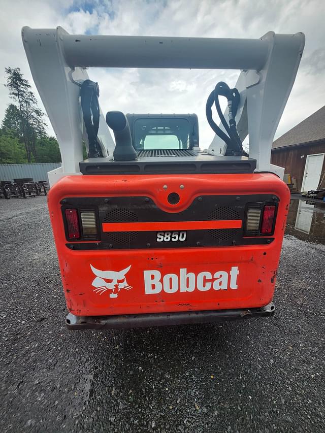 Image of Bobcat S850 equipment image 2
