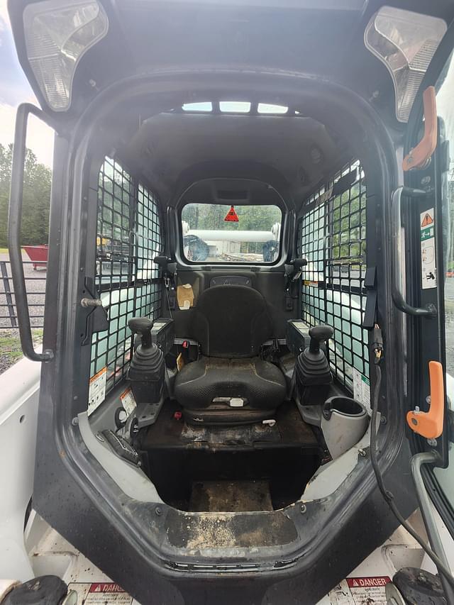 Image of Bobcat S850 equipment image 4