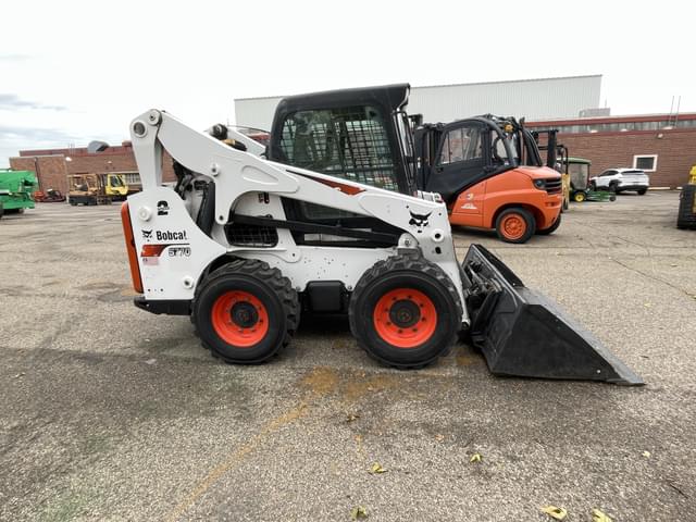 Image of Bobcat S770 equipment image 3