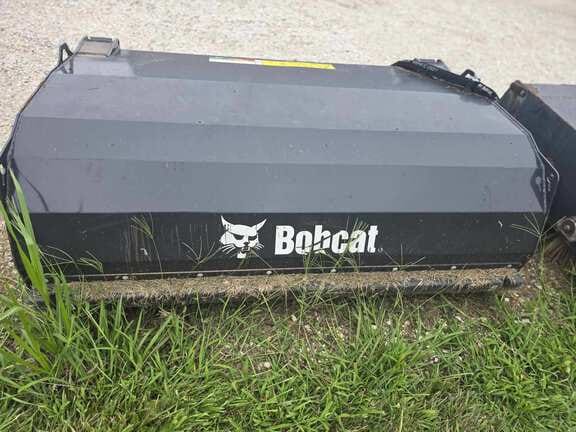 2021 Bobcat SWB72 Equipment Image0