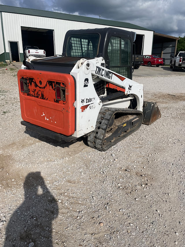 Image of Bobcat T450 equipment image 2