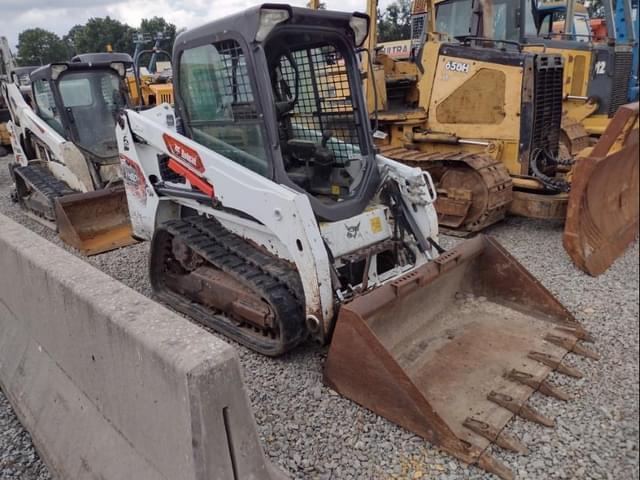 Image of Bobcat T450 equipment image 2