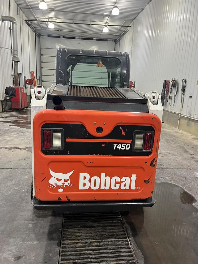 Image of Bobcat T450 equipment image 3