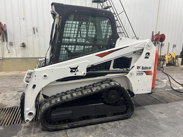 Image of Bobcat T450 equipment image 1