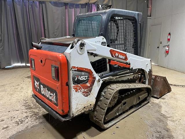 Image of Bobcat T450 equipment image 4