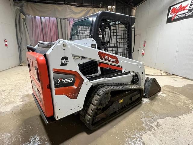 Image of Bobcat T450 equipment image 4