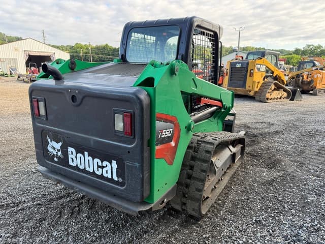 Image of Bobcat T550 equipment image 3