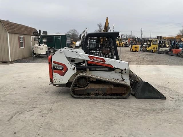 Image of Bobcat T550 equipment image 4