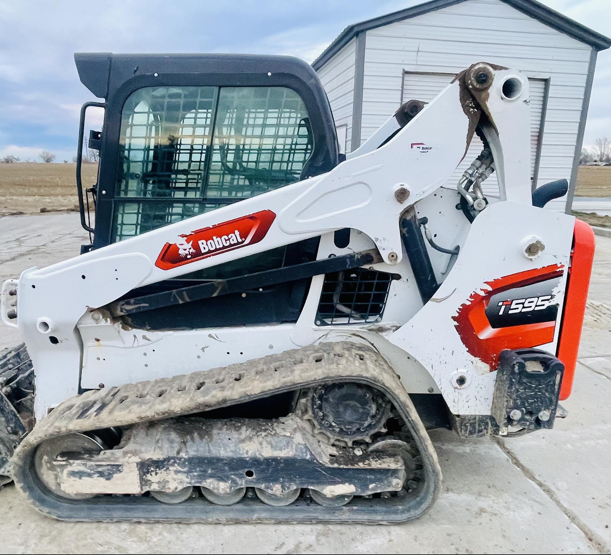 2021 Bobcat T595 Equipment Image0