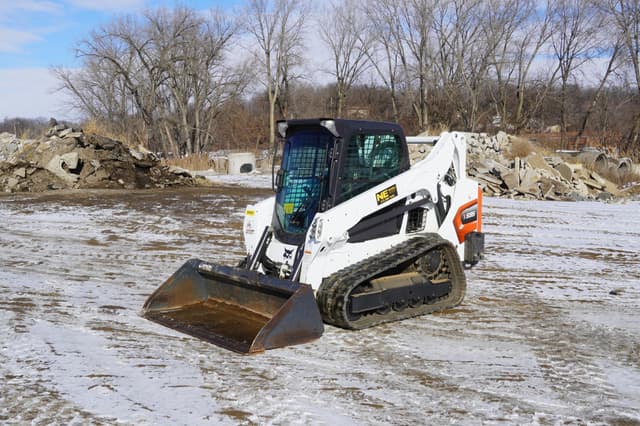 Image of Bobcat T595 equipment image 2