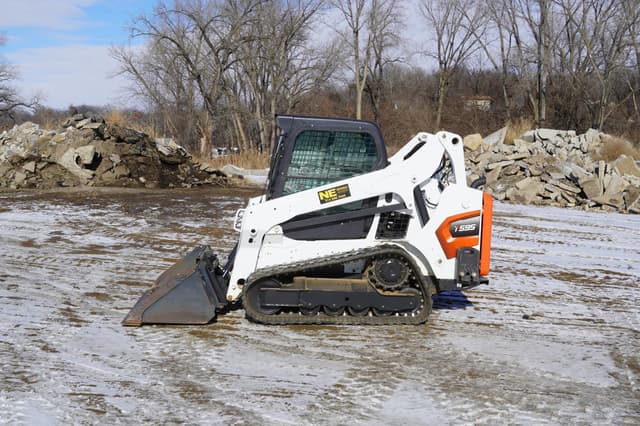 Image of Bobcat T595 equipment image 1