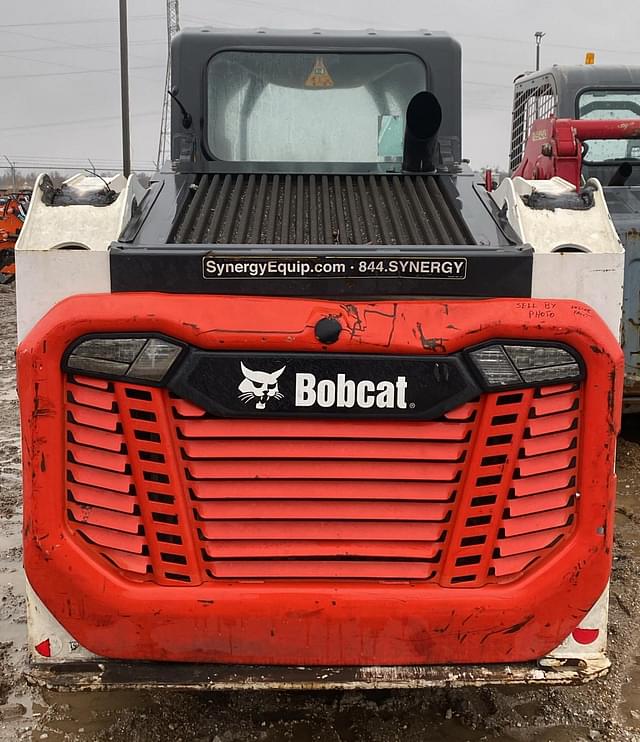 Image of Bobcat T62 equipment image 4