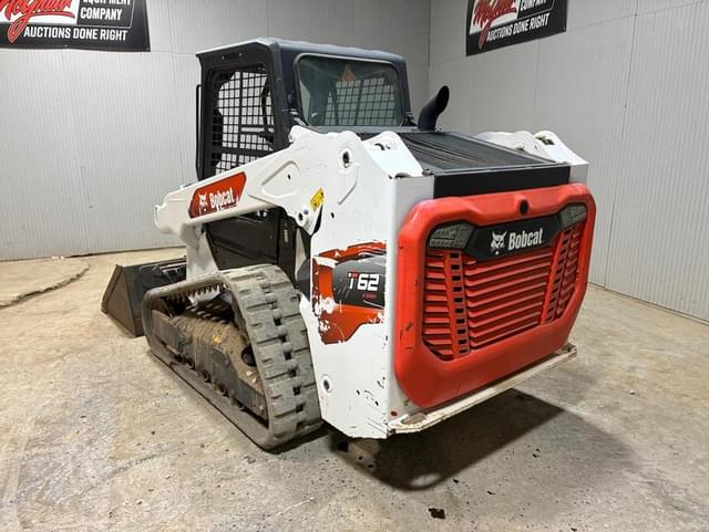 Image of Bobcat T62 equipment image 2