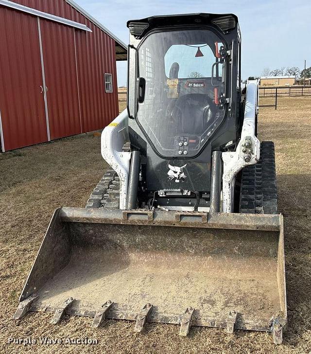 Image of Bobcat T62 equipment image 1