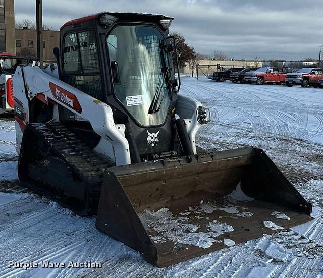 Image of Bobcat T62 equipment image 2