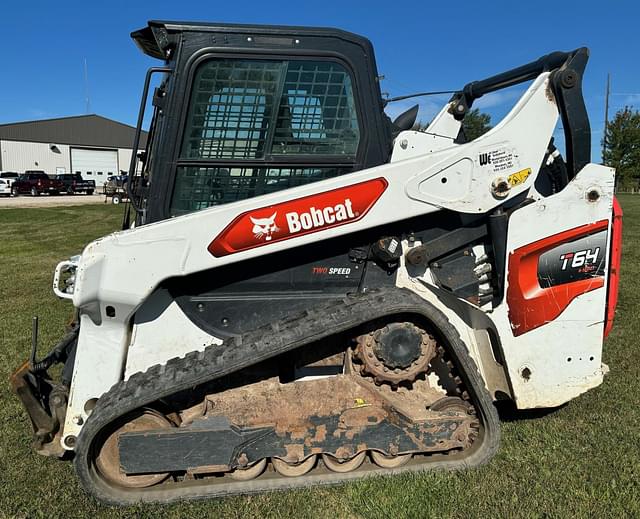 Image of Bobcat T64 equipment image 1