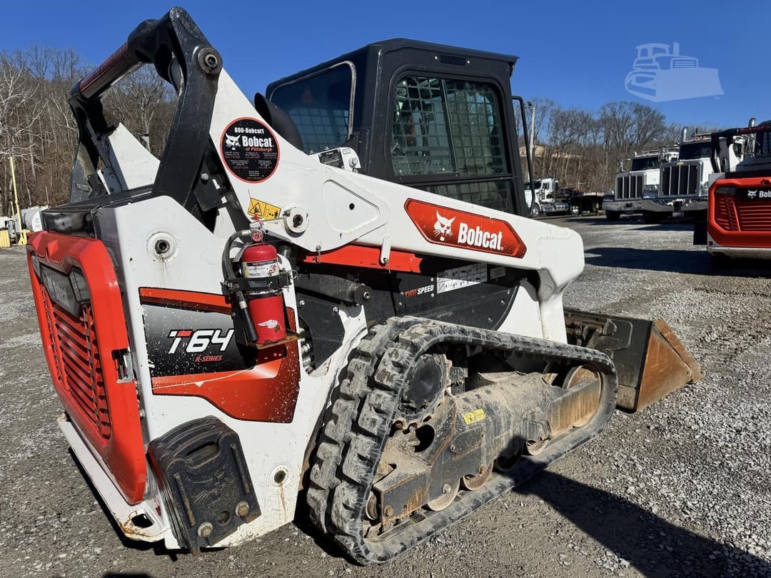 Image of Bobcat T64 Image 1