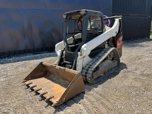 Image of Bobcat T64 equipment image 1