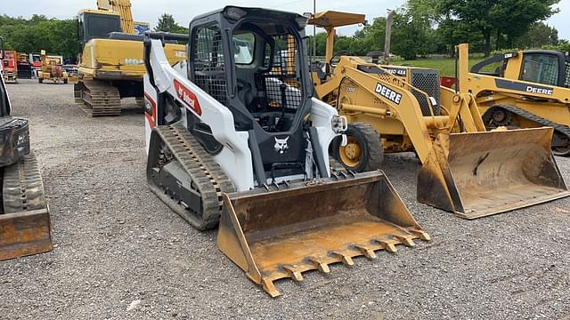 Image of Bobcat T64 equipment image 2