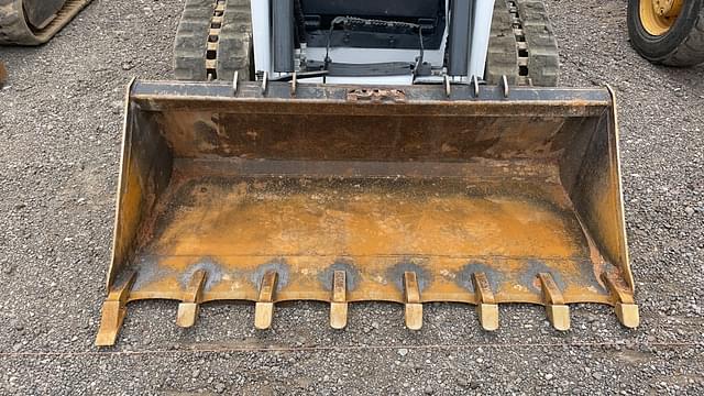 Image of Bobcat T64 equipment image 3