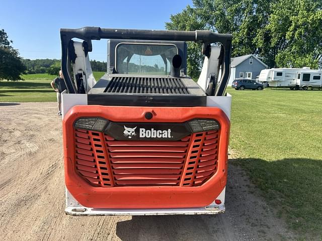 Image of Bobcat T64 equipment image 3